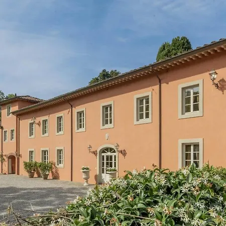 Вилла Borgo Benardini *